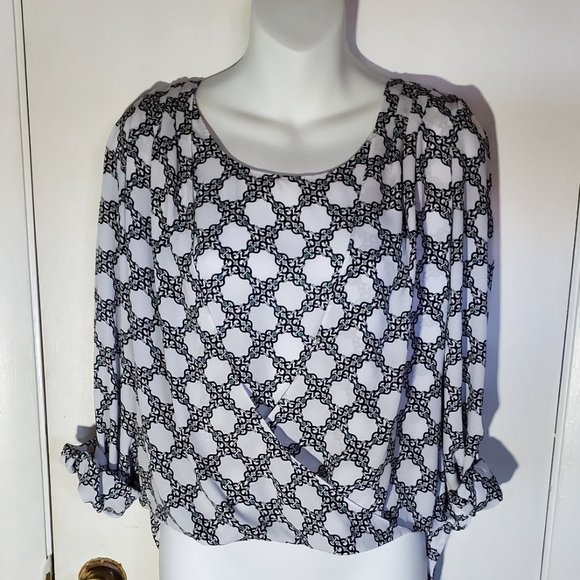 High-low Blouse - Picture 1 of 4